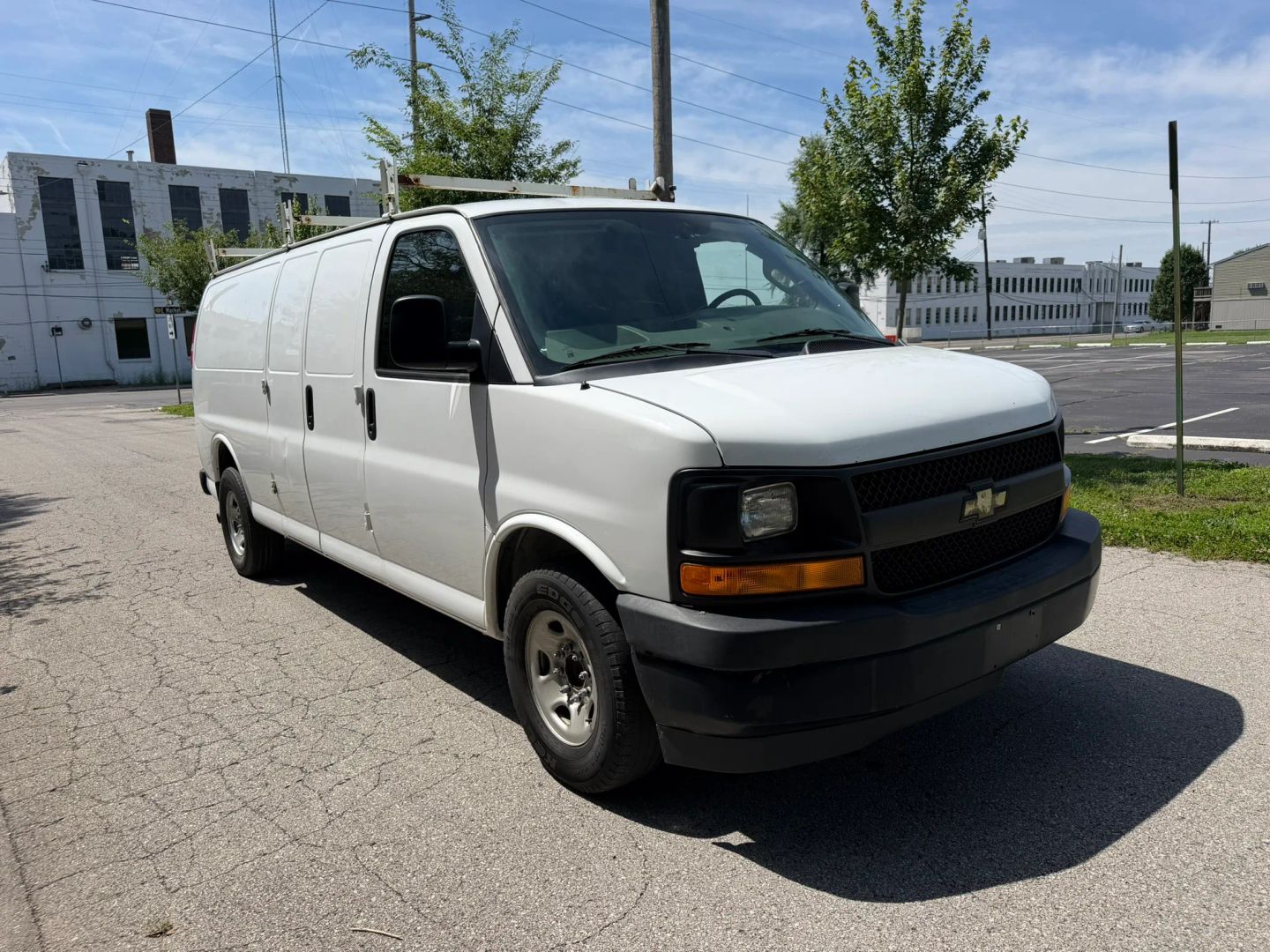 chevrolet express cargo 2017 1GCWGBFF5H1124784 image chevrolet express cargo 2017 1GCWGBFF5H1124784 image